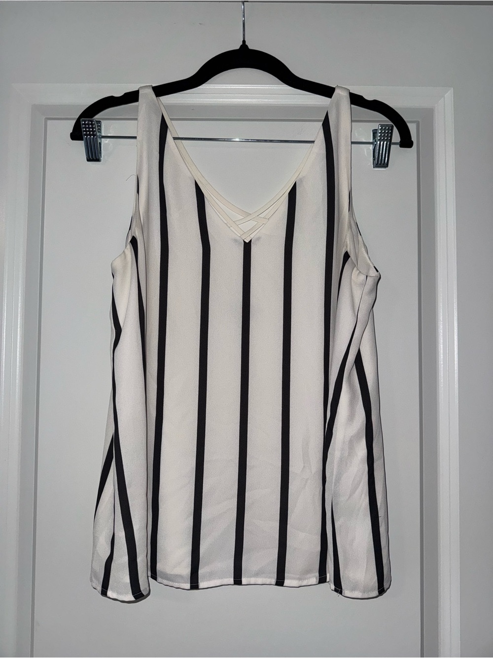 Striped V-Neck Tank Top - White/Black